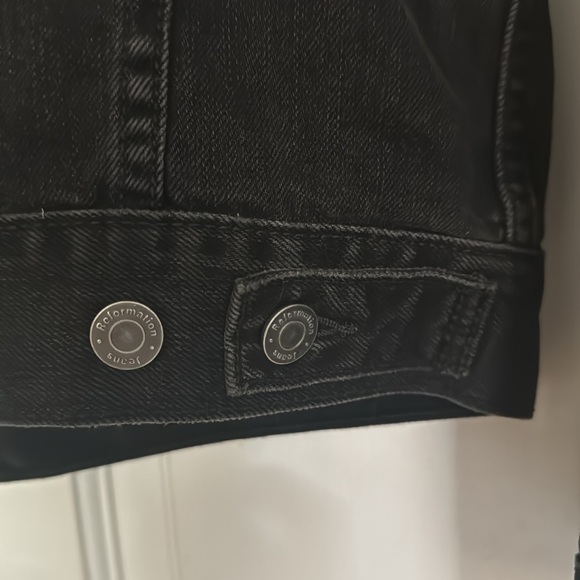Reformation black Jean jacket - Picture 7 of 7